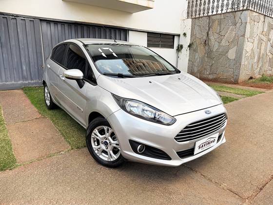 FORD FIESTA 1.0 ECOBOOST SEL HATCH 12V GASOLINA 4P POWERSHIFT FORD FIESTA 1.0 ECOBOOST SEL HATCH 12V GASOLINA 4P POWERSHIFT
